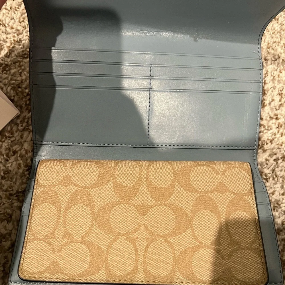 Coach Wallet - Picture 3 of 7